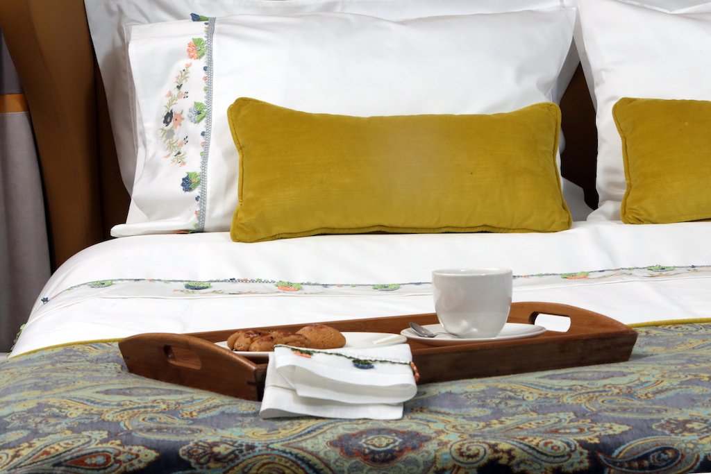 Grey Daisy Handmade Needle Lace Duvet Cover Set styling
