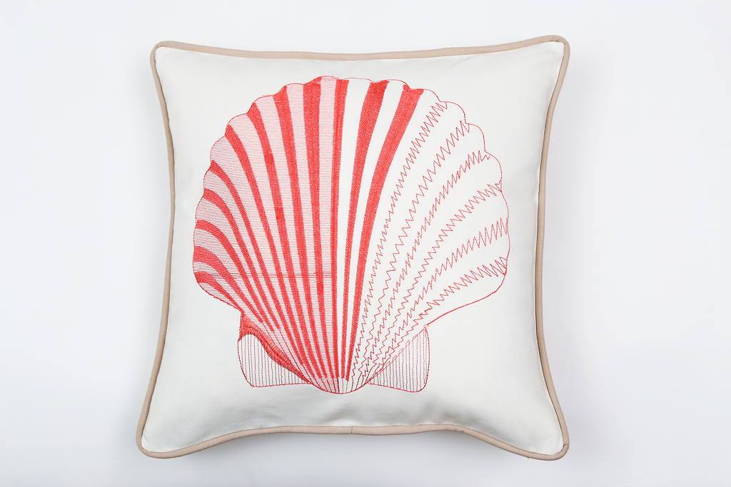 Scallop Pillow in Coral