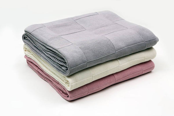 Knit Bed Cover in Blush