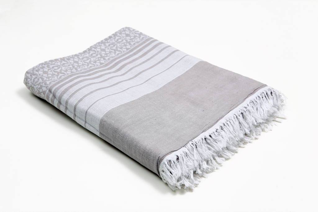 beige peshtemal bed cover