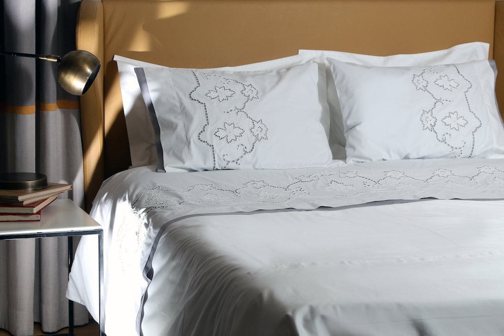 trousseau richelieu cutwork handmade plum flower duvet cover
