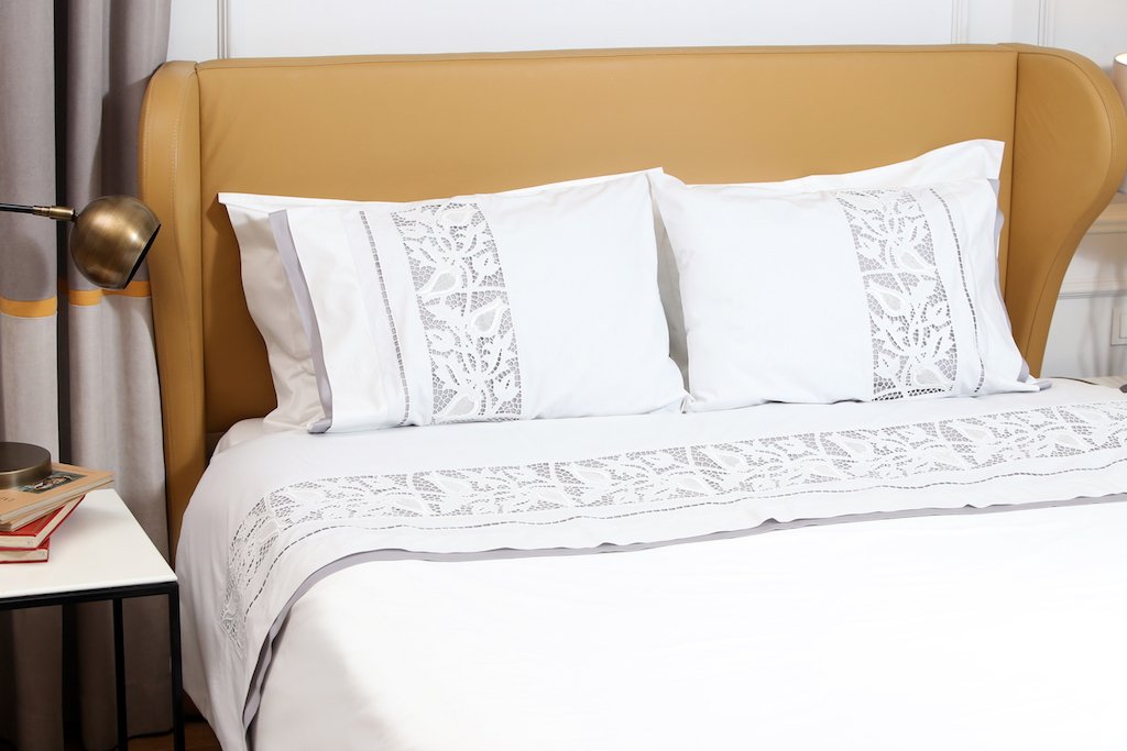 trousseau richelieu cutwork handmade tulip duvet cover